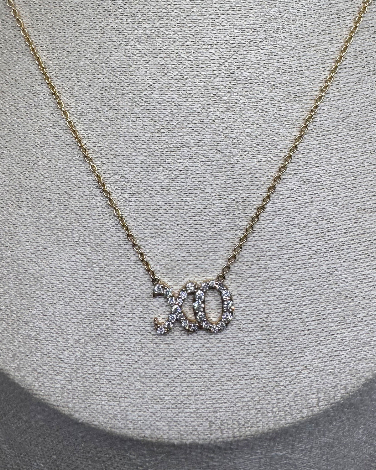 XO Necklace in 14K Gold with Natural Diamonds